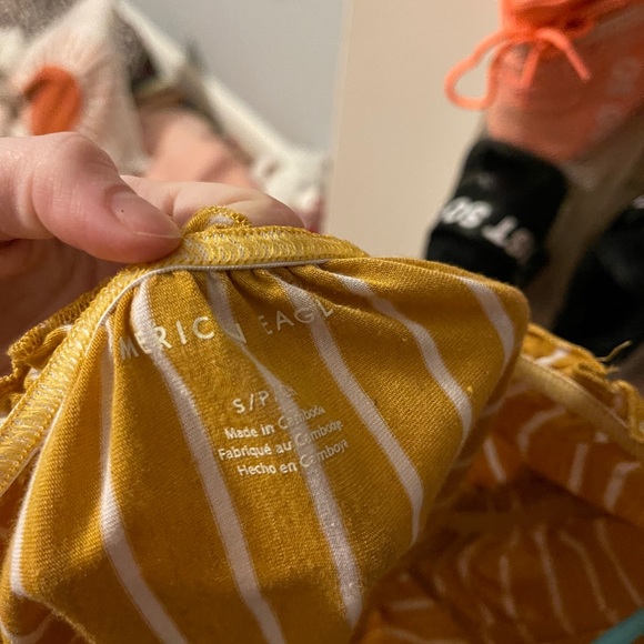 top - Picture 2 of 2